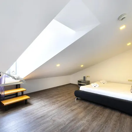 アパート Modern In With Sea View マカルスカ